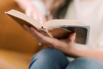 body and soul - reading the Bible | Nashville Christian Family Magazine - October 2024 issue