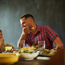 Mealtime - Family eating a meal together | Nashville Christian Family Magazine